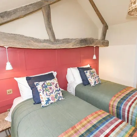 Stonethwaite Barn, * Dalston