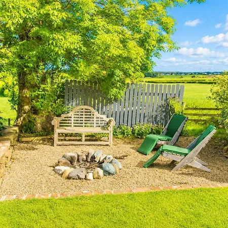 Stonethwaite Barn, * Dalston